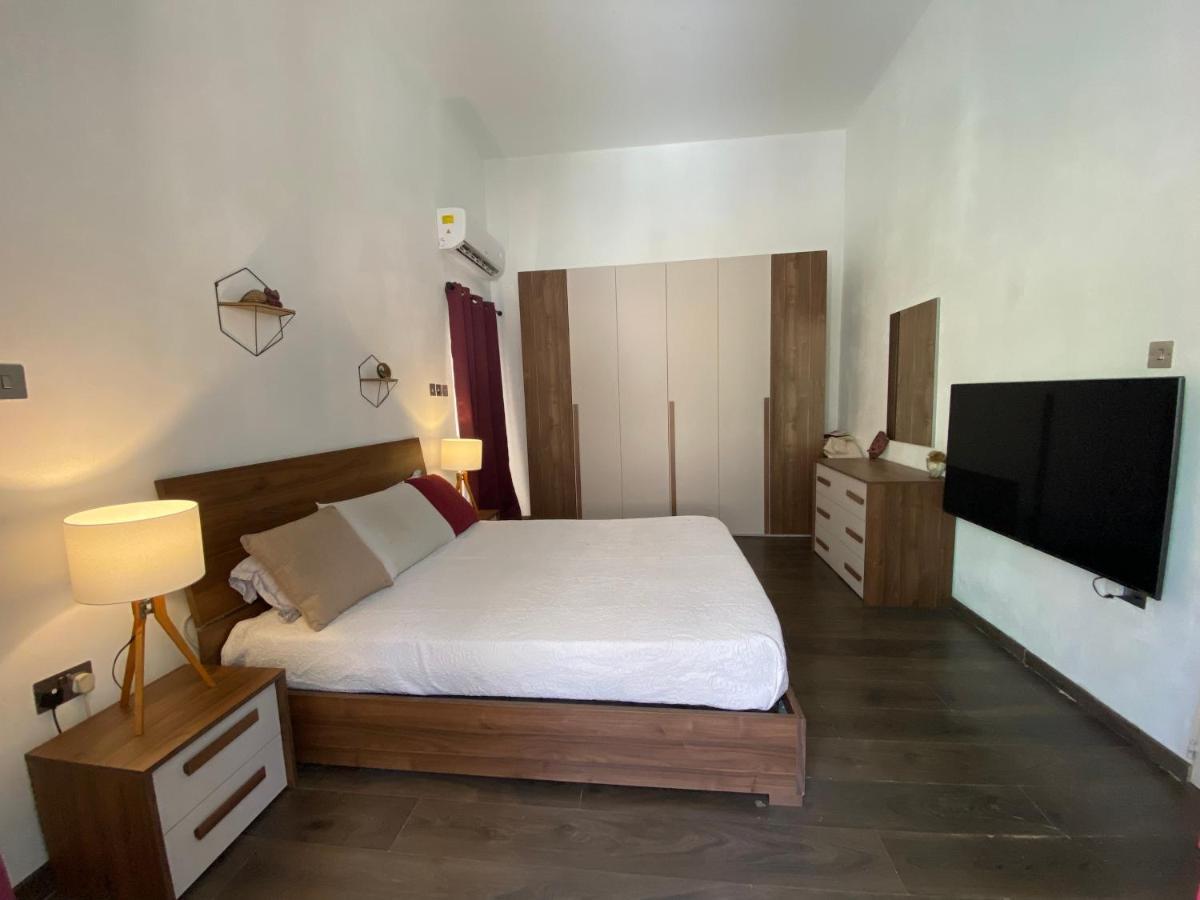 Blue Waters Town House Apartamento Tarxien Exterior foto